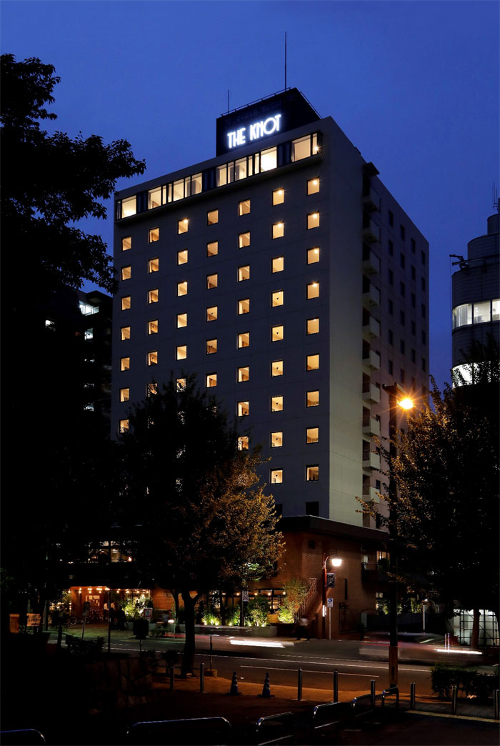 The Rebirth of a Tokyo Hotel