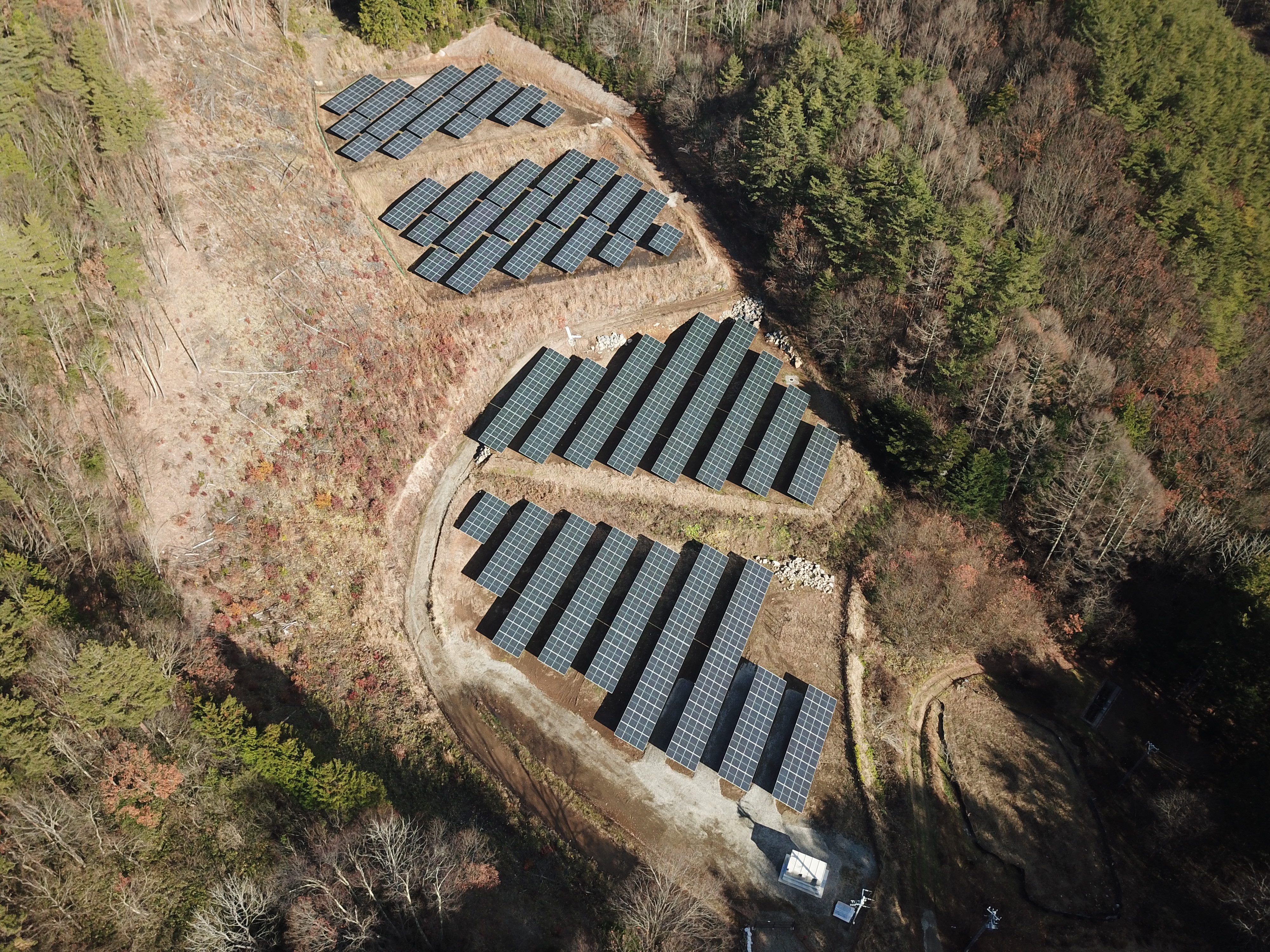 いちご辰野町澤底ECO発電所 | 発電所一覧 | クリーンエネルギー